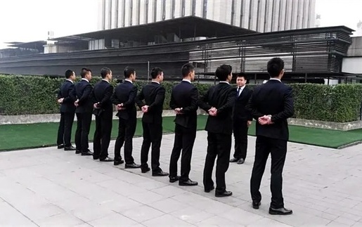 瑞安揭秘：如何选择靠谱的收债公司？老司机给你支招
